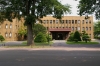 800px-Hokkaido-Univ-Adm-Bureau-01
