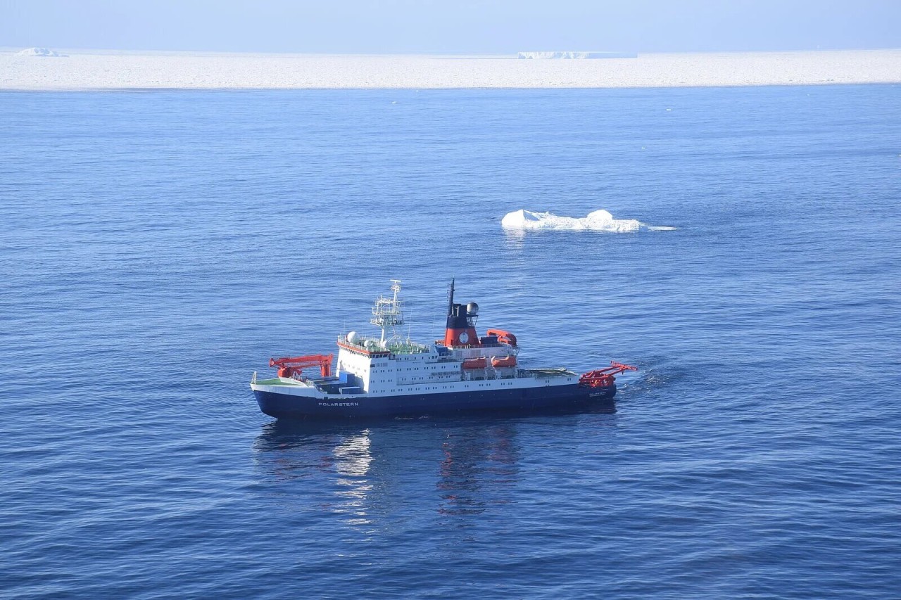 csm_292-forschungsschiff-polarstern_5d6e89b8c2.jpeg